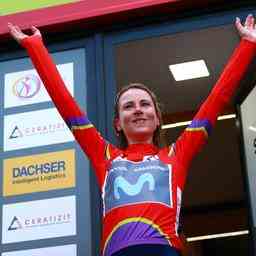 Van Vleuten schliesst Trilogie mit Vuelta Gesamtsieg ab Balsamo gewinnt Schlussetappe
