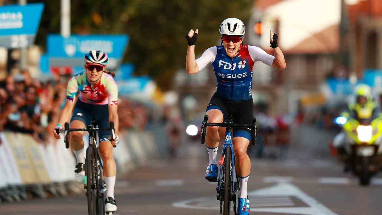 Grace Brown war die Schnellste in der dritten Etappe der Vuelta für Frauen.