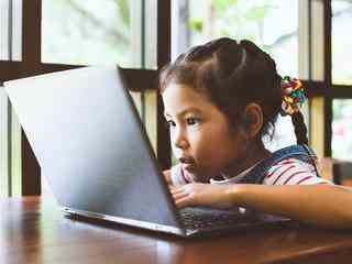 Warum Kinderdaten fuer Social Media so interessant sind Technik