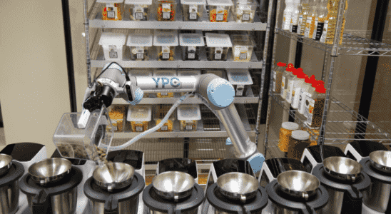Jaspers Roboter stellen frische Mahlzeiten fuer die Anwohner in der