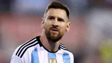 Messi waehlt WM Favoriten — Sport
