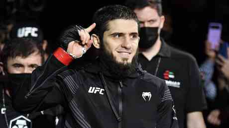 UFC Titelherausforderer Makhachev „auf seinem Hoehepunkt warnt Khabib — Sport