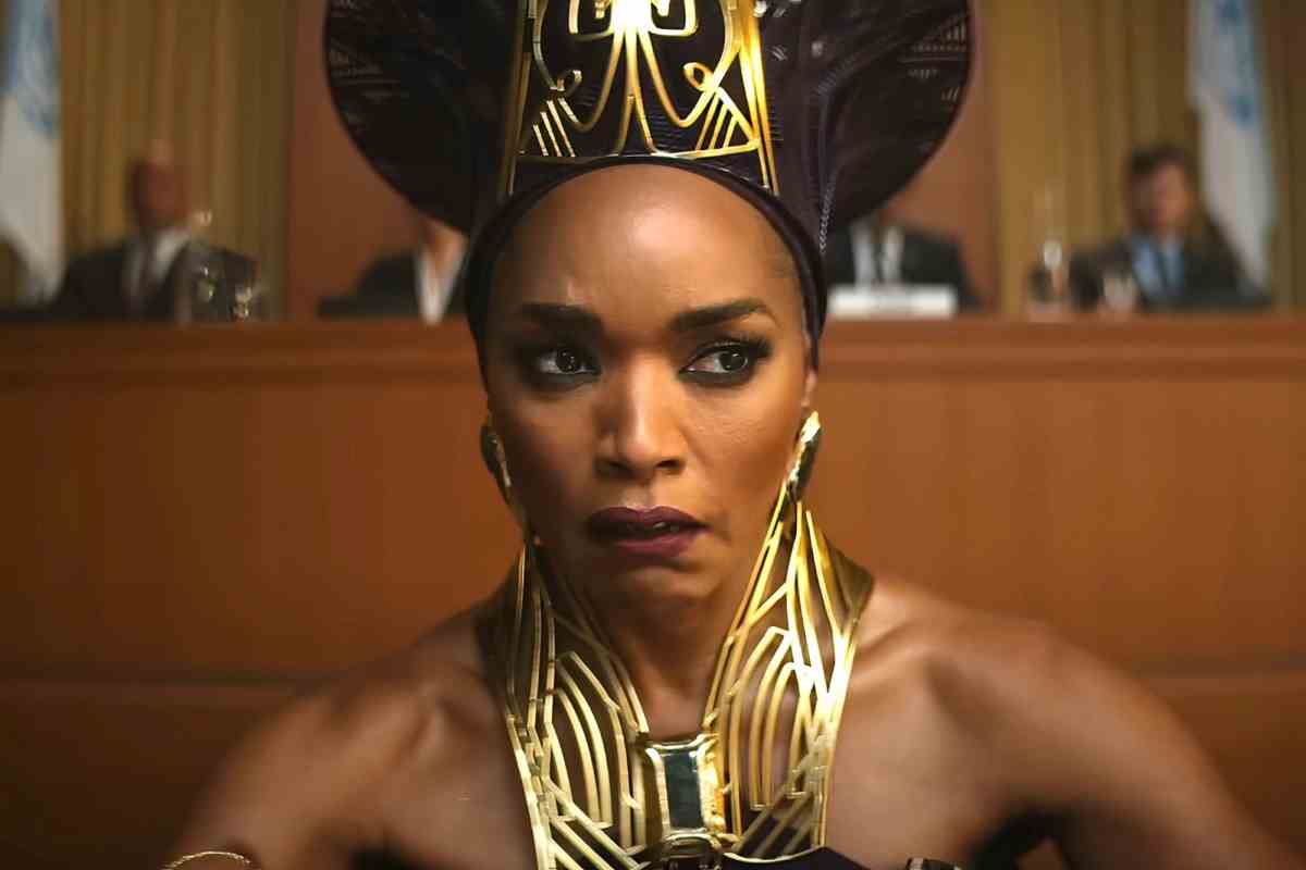 Black Panther: Wakanda Forever spiegelt das MCU-Wachstum wider, ein erwachsener Familienvater und eine Tochter, Mutter und Tochter Ramonda