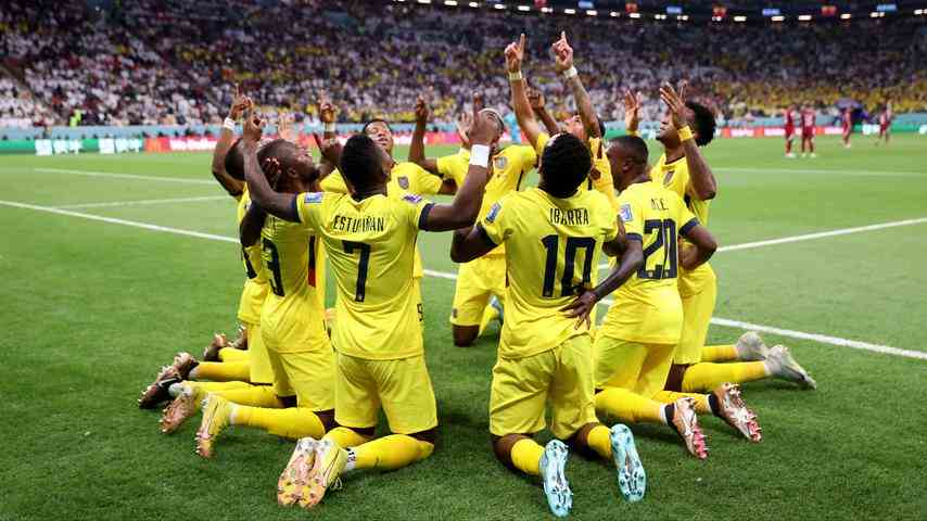 1668969161 75 Gastgeberland Katar verliert im Eroeffnungsspiel der Fussball Weltmeisterschaft gegen Ecuador keine