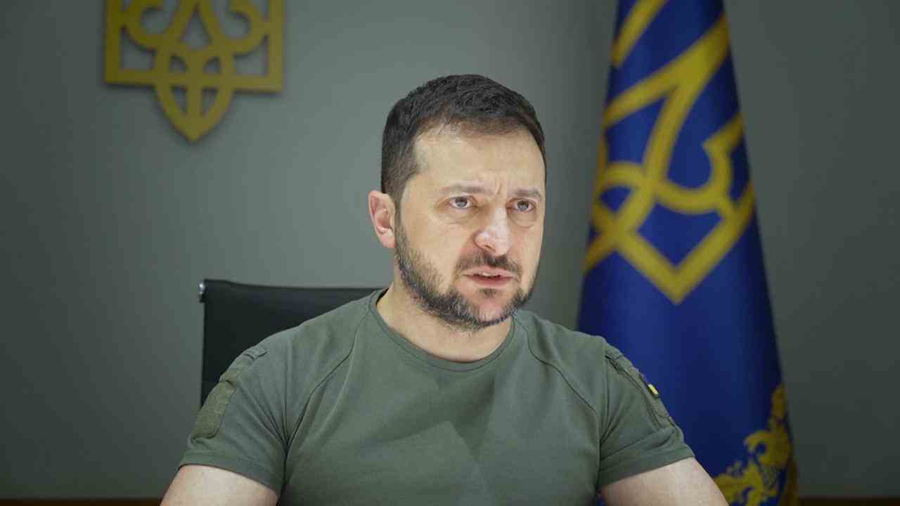 Beeld uit video: Zelensky: 'Saboteren energiecentrales misdaad tegen menselijkheid'