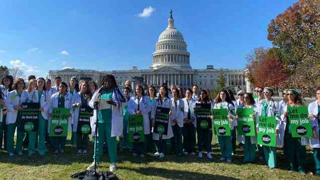 Abtreibungsanbieter protestieren im Kapitol „Lasst uns unsere Arbeit machen