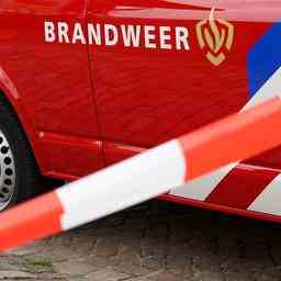 Auto brennt in Rosmalen komplett aus vermutlich Brandstiftung Den Bosch