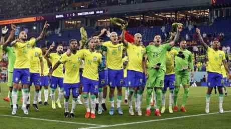Brasilien belegt Platz in der K o Runde der Weltmeisterschaft — Sport