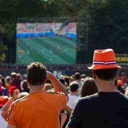 Buergermeister Aboutaleb Kein Verbot von WM Spielen auf Grossleinwand Rotterdam
