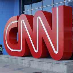 CNN entlaesst einige Mitarbeiter aufgrund von Budgetkuerzungen Medien