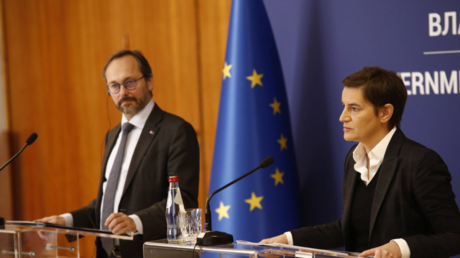 Die EU stellt Serbien „widerspruechliche Forderungen – PM — World