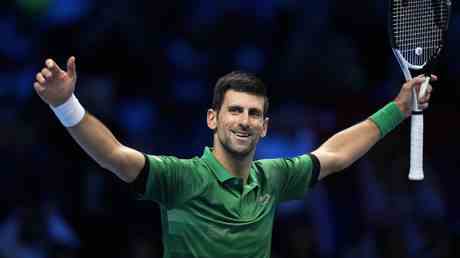 Djokovic gewinnt den rekordverdaechtigen ATP Finals Titel — Sport