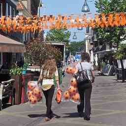 Ein Kilometer orangefarbene Fahnen Bei dieser Weltmeisterschaft ist die Bantamstraat