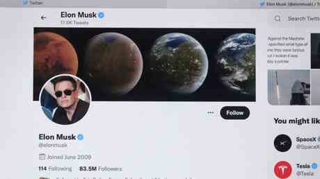 Elon Musk verraet was auf seinem Nachttisch steht – Unterhaltung