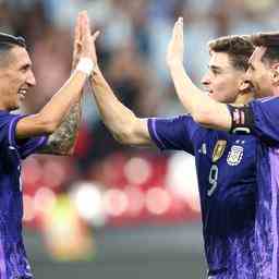 Messi und Di Maria glaenzen im letzten Freundschaftsspiel Argentiniens fuer