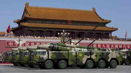 Pentagon aergert sich ueber Chinas Atomprogramm — World