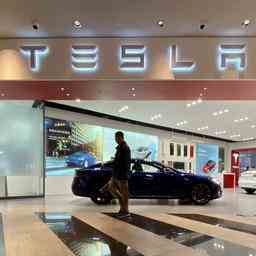 Tesla bestreitet dass das Fahrzeug waehrend einer Wahnsinnsfahrt in China