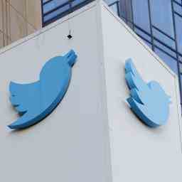 Twitter hat in fuenf Tagen mehr als 137000 blaue Haekchen