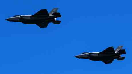 USA schicken Kampfflugzeuge in Richtung Iran – Medien – World