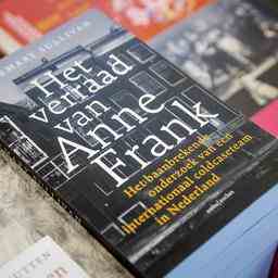 Urteil NRC Berichterstattung ueber umstrittenes Buch ueber Anne Frank war nachlaessig
