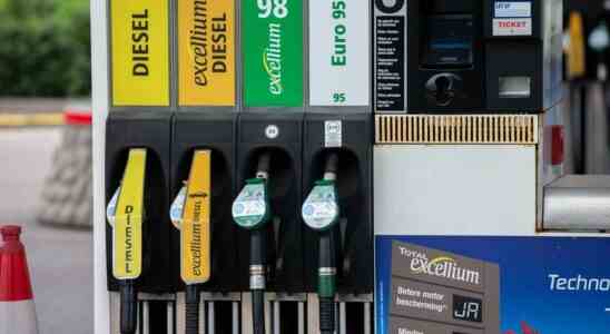Veraltetes Benzin ist ein grosses Risiko fuer Plug in Hybride Unterwegs