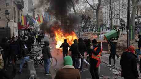 Attentaeter von Paris gesteht „pathologischen Hass auf Migranten – Staatsanwaltschaft