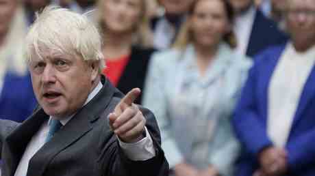 Boris Johnsons Verbuendeter deutet auf moegliches Comeback hin — World