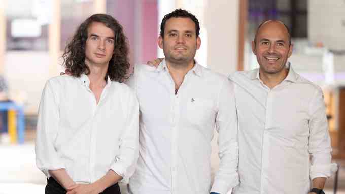 Aviva-Mitbegründer, von links, Amran Frey, David Hernández und Filiberto Castro