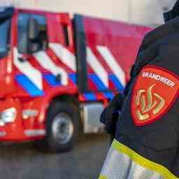 Feuer zwischen zwei Geschaeften in Naaldwijk Westland