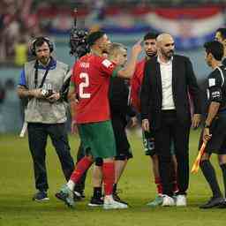 Hakimi streitet mit Fifa Boss ueber Schiedsverfahren nach Marokko Niederlage im Trostfinale