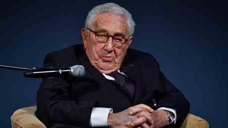 Kissinger skizziert den Friedensvorschlag fuer die Ukraine — World
