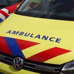 Mann 24 in Ridderkerk stirbt weil Feuerwerkskoerper in seinem Gesicht