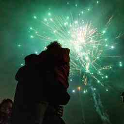 Mehrere Feuerwerksshows wegen starker Winde zu Silvester abgesagt Silvester