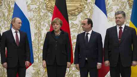 Merkel bestaetigt dass der Waffenstillstand in der Ukraine ein Trick
