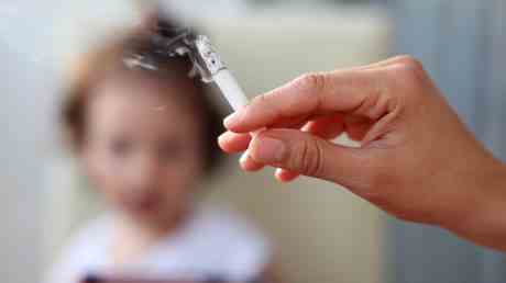 Nationales Rauchverbot fuer kuenftige Generationen — World
