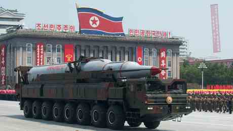 Nordkorea feuert ballistische Raketen ab — World