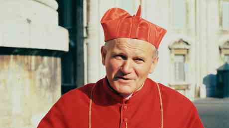 Papst Johannes Paul II hat Kindesmissbrauch als Bischof vertuscht –