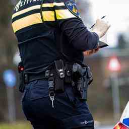 Polizist nach Festnahme von Mann mit Drogen in Berkel Enschot ins