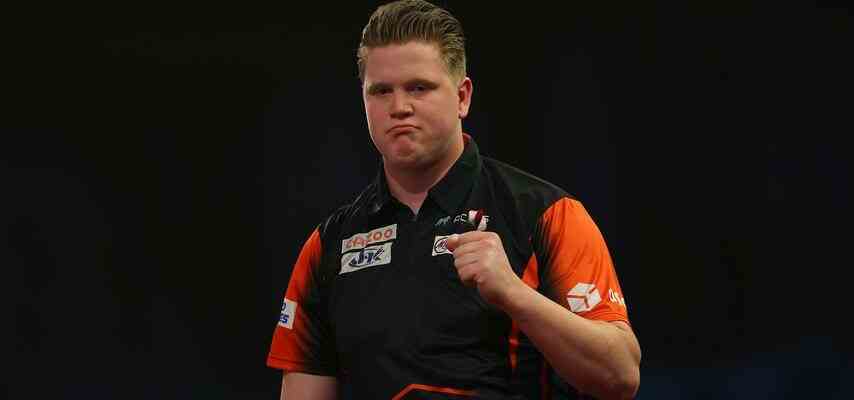 Price verzeichnet einen schwierigen Sieg beim World Cup Darts und