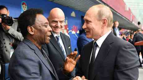 Putin sendet nach dem Tod von Pele eine Nachricht an