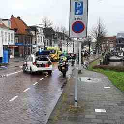 Sehr schwerer Unfall mit Radfahrer und Lastwagen Diezerkade in Zwolle