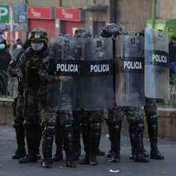 Unruhen nach Verhaftung eines prominenten Oppositionsfuehrers in Bolivien Im