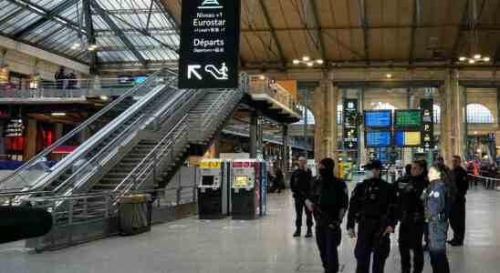 6 in Pariser Bahnhof erstochen Angreifer von der Polizei erschossen
