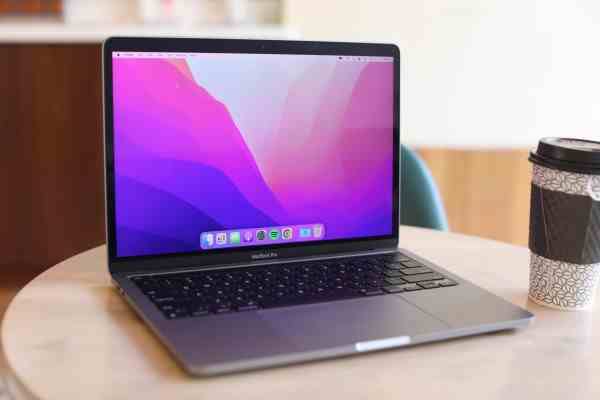 Apple arbeitet Berichten zufolge an MacBooks mit Touchscreen • Tech