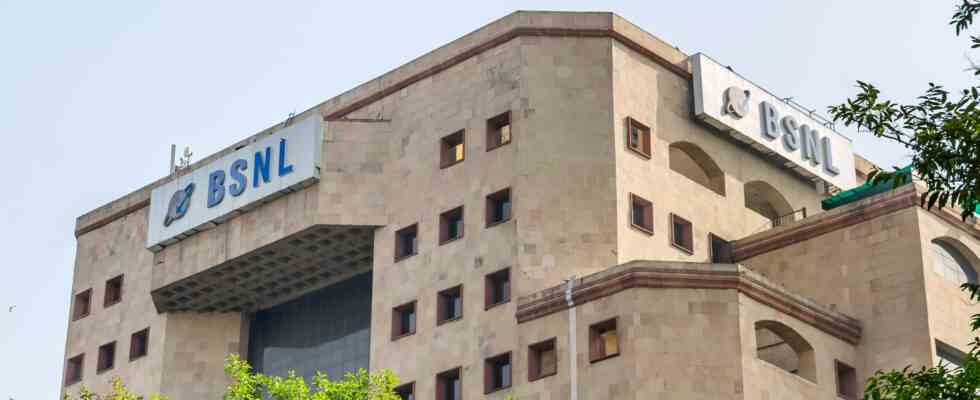 BSNL verhaengte eine Geldstrafe von Rs 105 Lakh fuer die