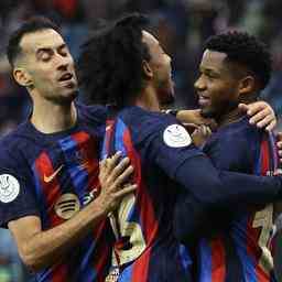 Barcelona schlaegt Betis per Elfmeterschiessen und trifft im Supercup Finale auf