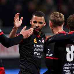 Excelsior schlaegt Volendam im ersten gemeinsamen Eredivisie Spiel seit 1985
