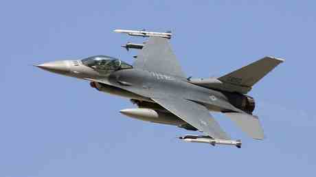 Fuehrender US Waffenhersteller bereit Kiew mit F 16 zu beliefern – FT