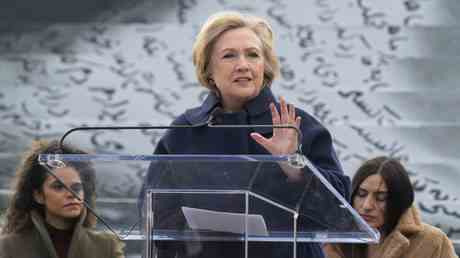 Hillary Clinton bekommt neuen Job — World