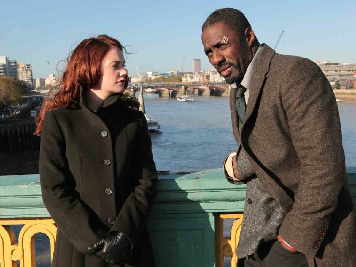 Idris Elba BBC-Serie Luther ist Batman ohne Batman, ein gesteigertes Comicbuch / Graphic Novel London Experience TV Story / Fallen Sun kommt